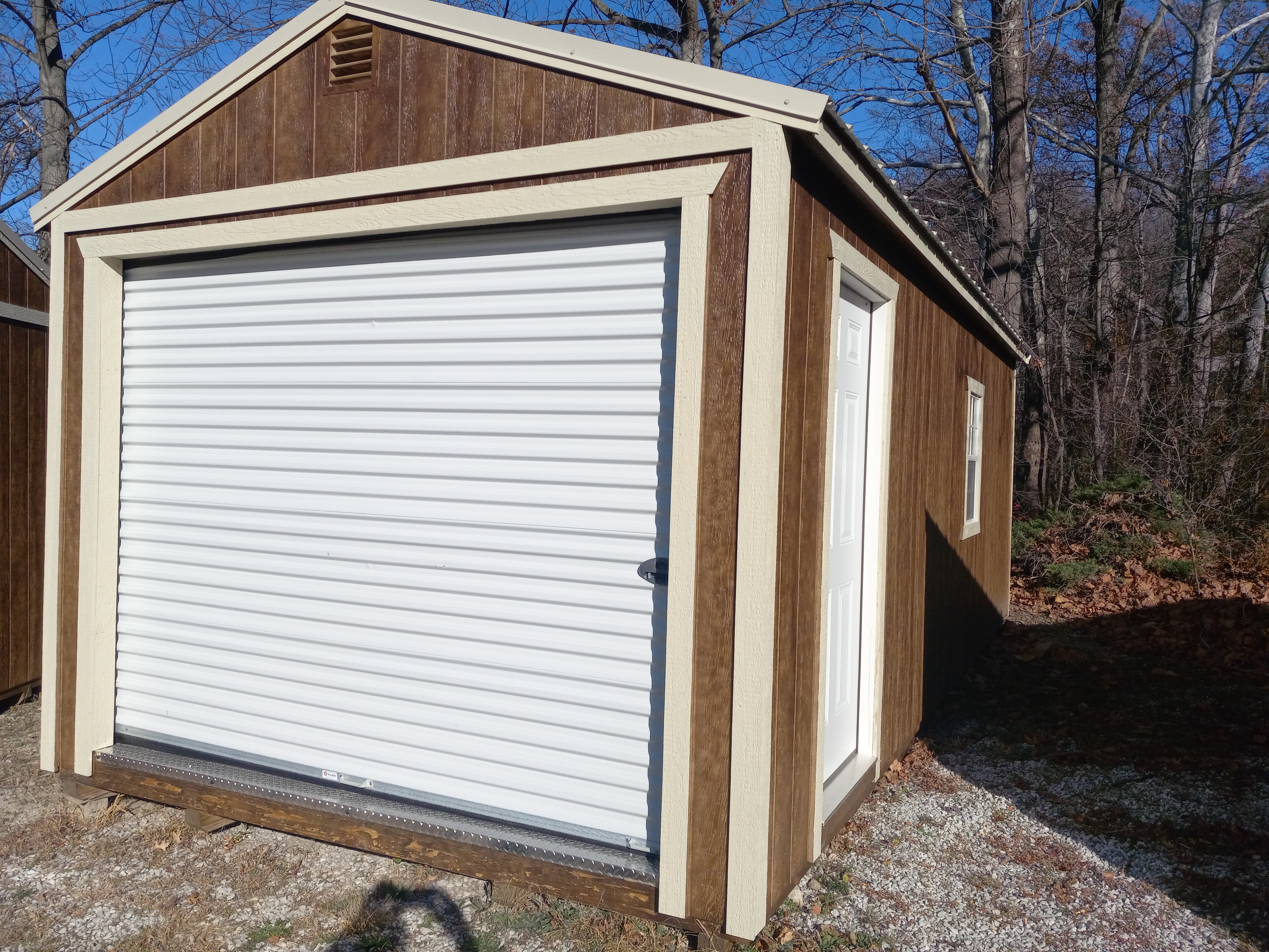 12×32 Garage
