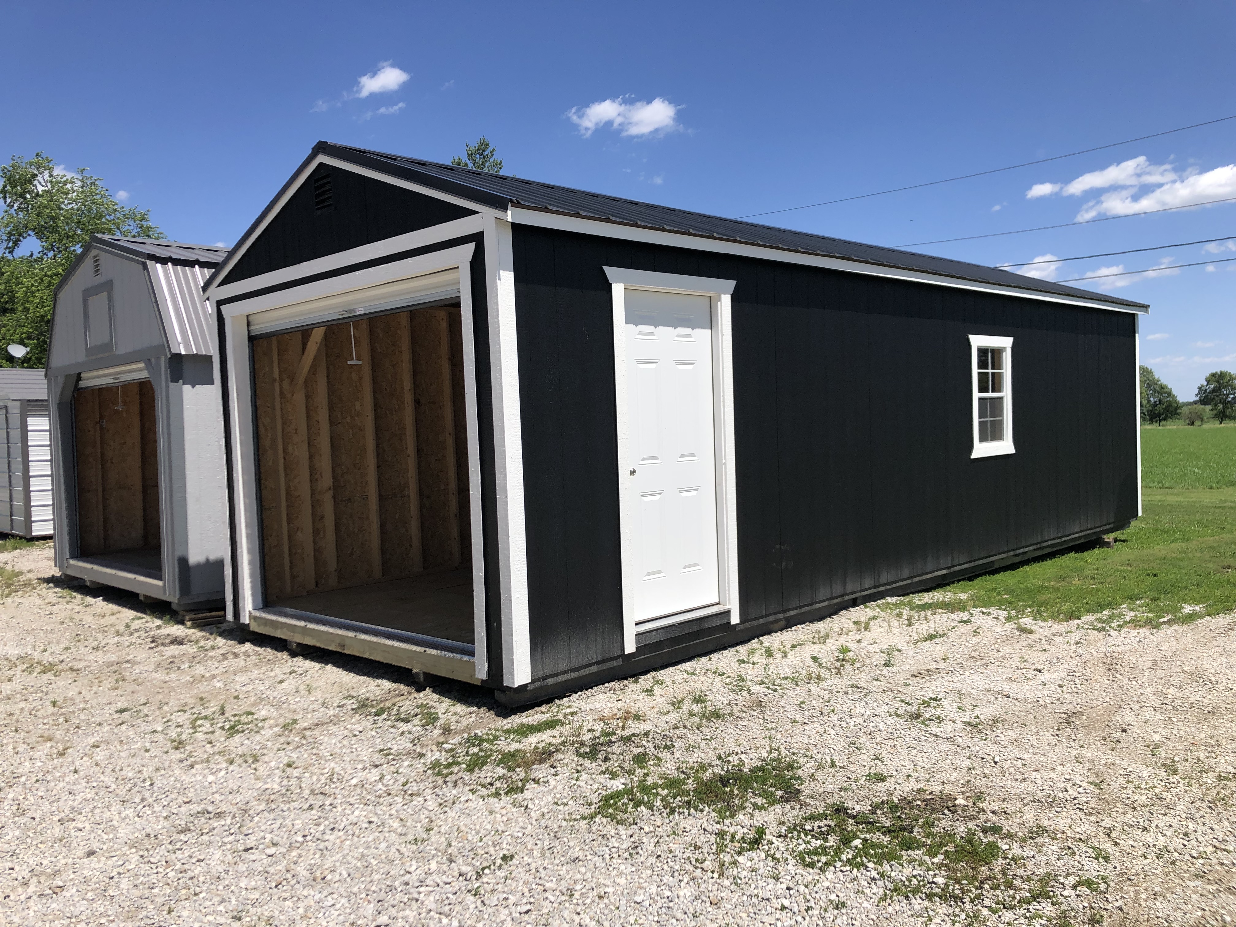 12×32 Garage