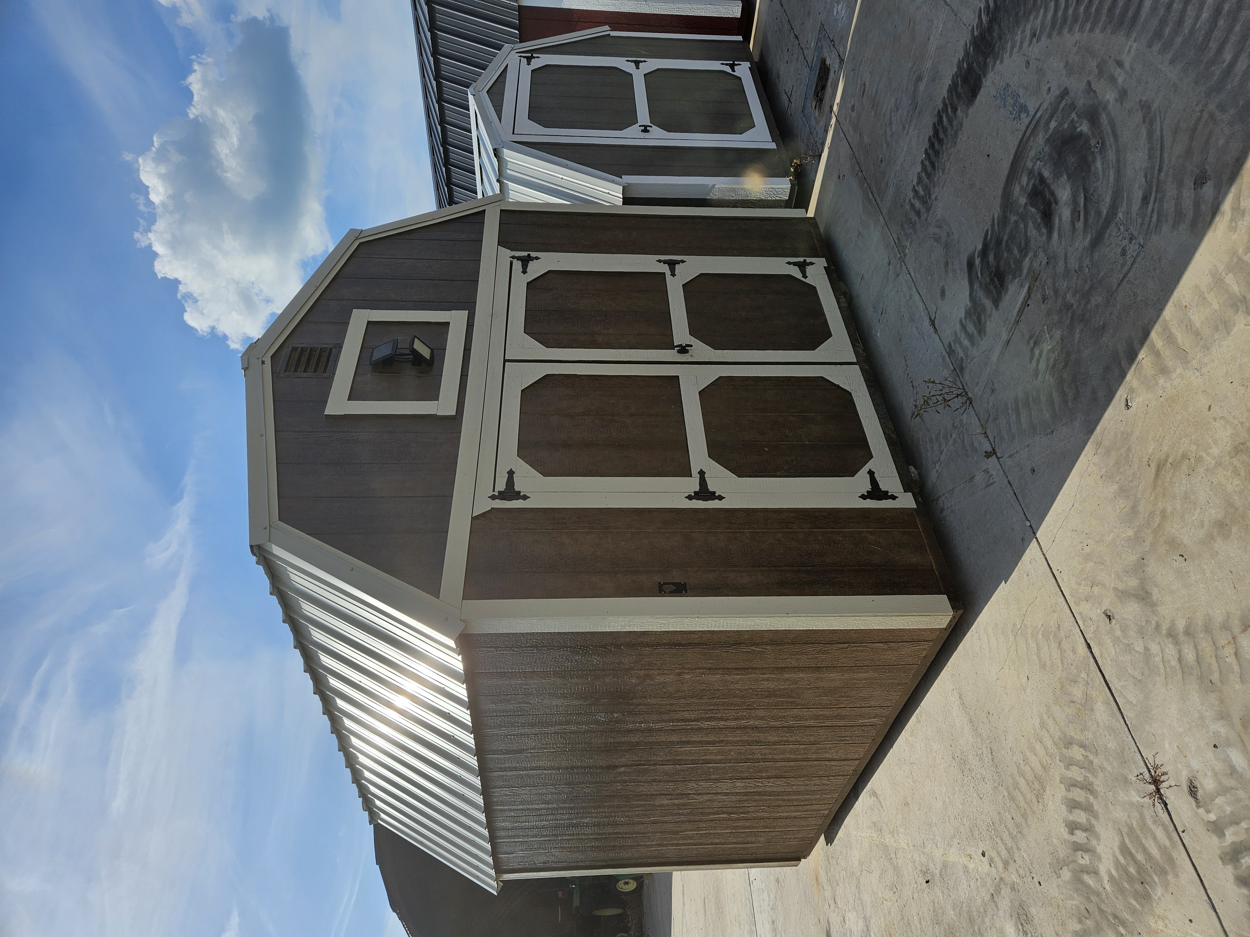 10×10 Lofted Barn