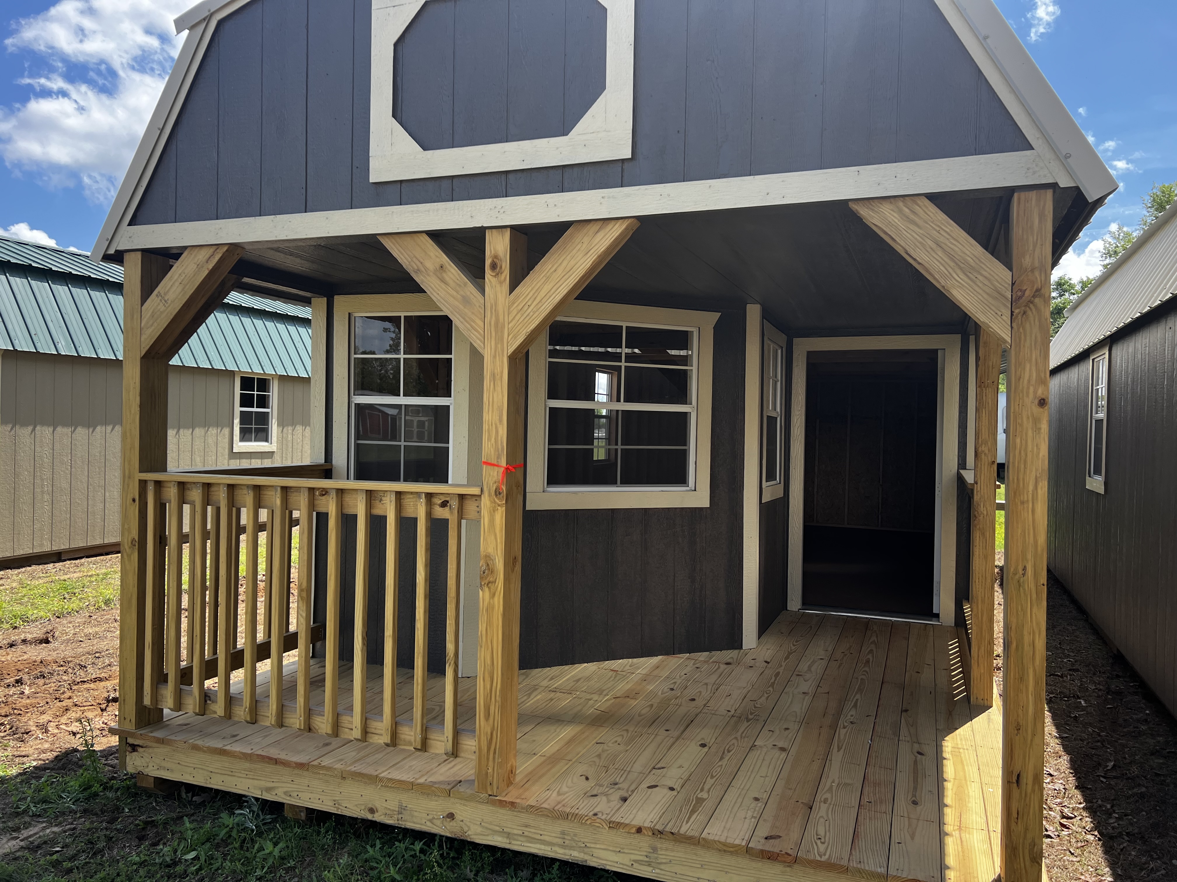 Deluxe Lofted Barn Cabin